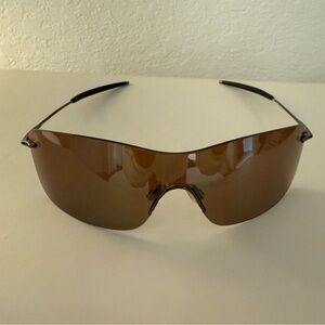 Vintage Oakley Polarized Nanowire 3.0 Sunglasses
Case include